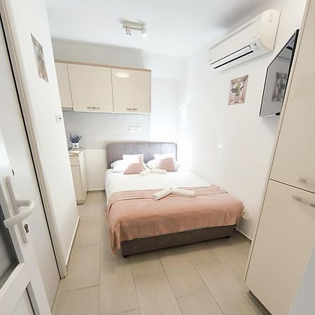 Central Apartment & Room Niko สปลิท ภายนอก รูปภาพ