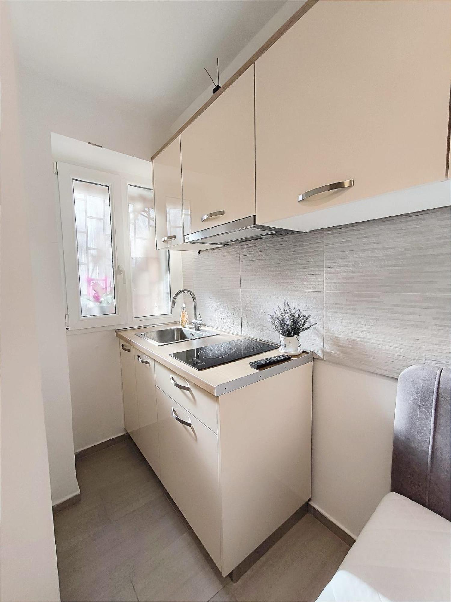Central Apartment & Room Niko สปลิท ภายนอก รูปภาพ