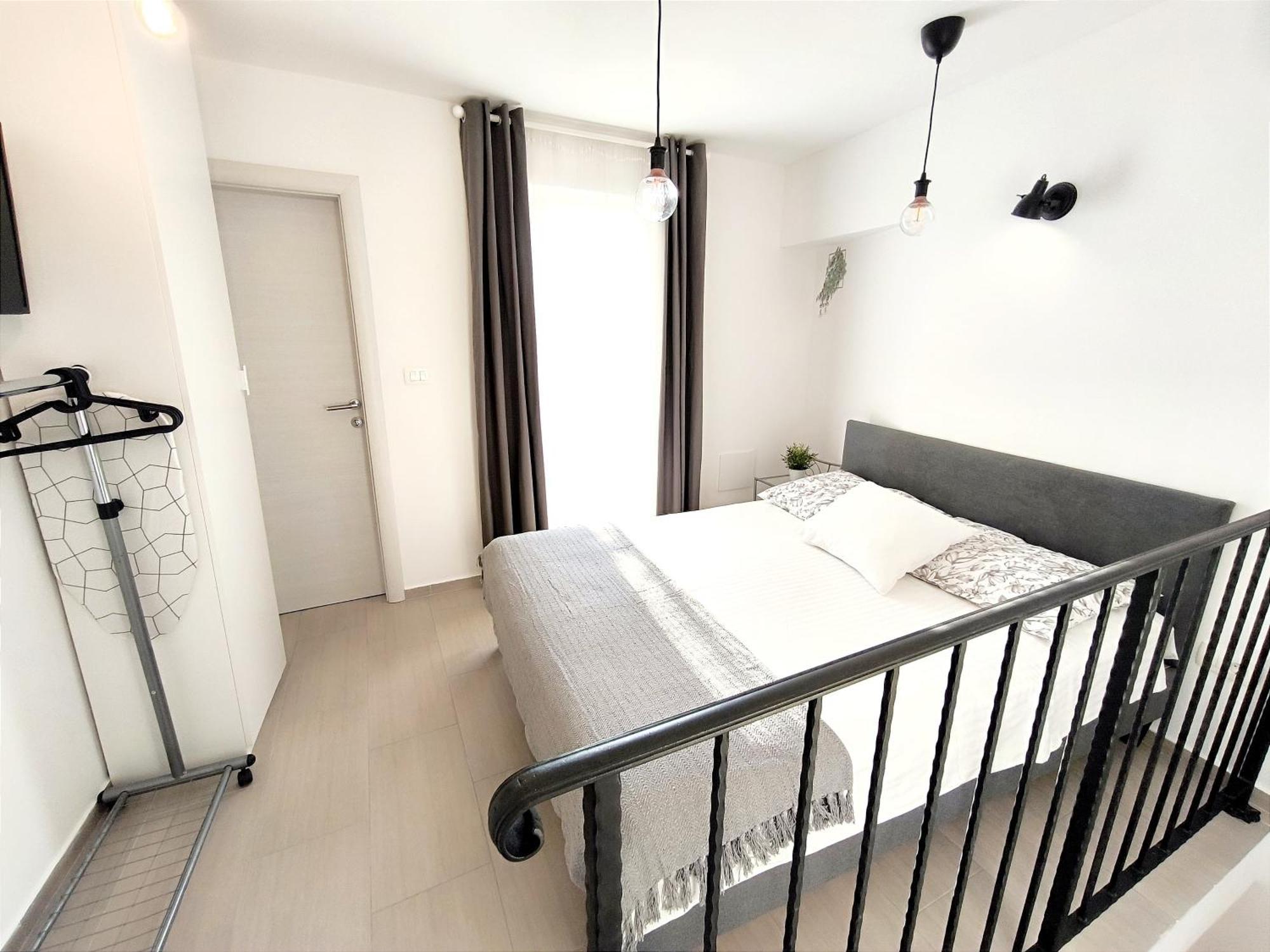 Central Apartment & Room Niko สปลิท ภายนอก รูปภาพ