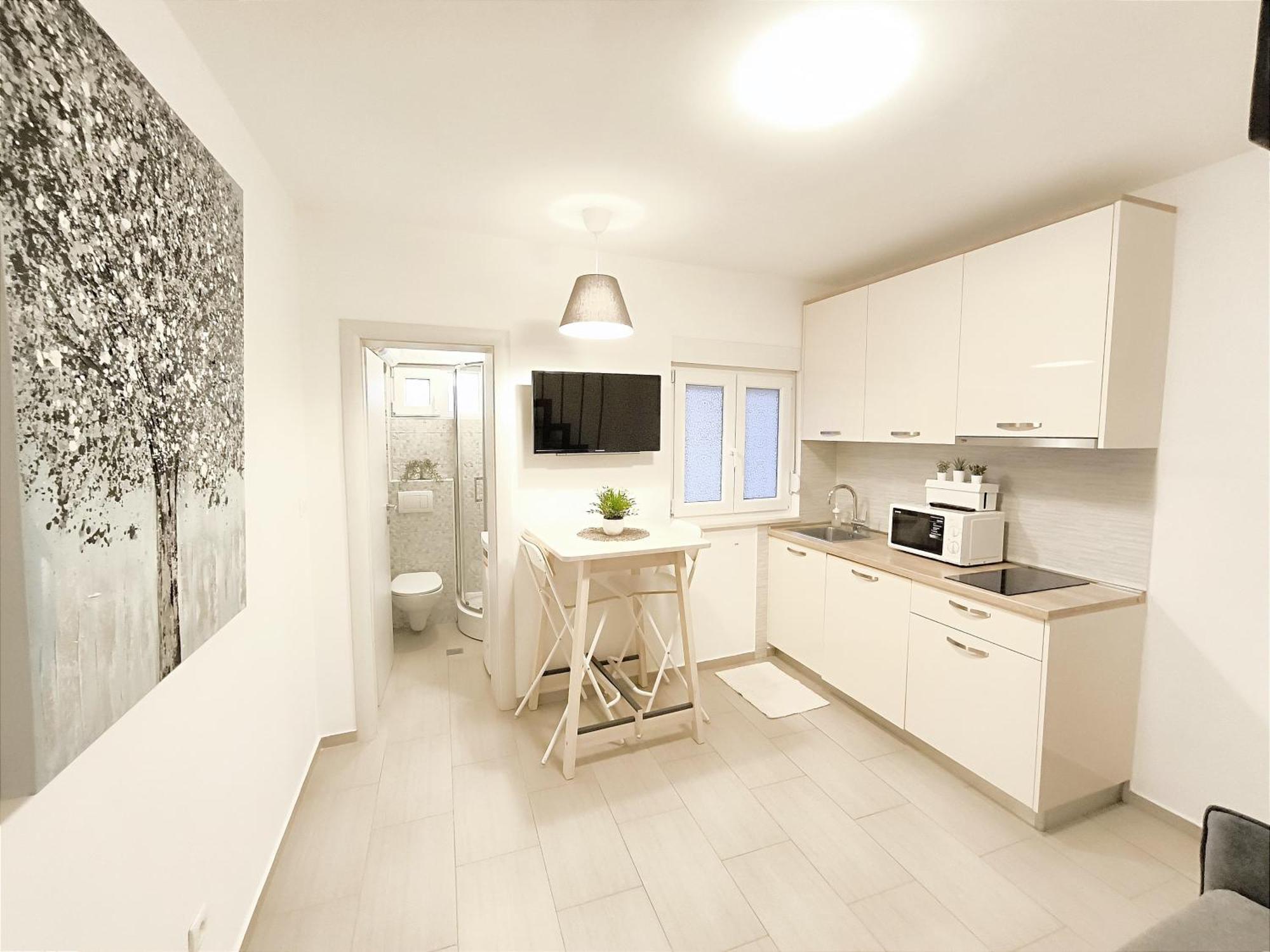 Central Apartment & Room Niko สปลิท ภายนอก รูปภาพ