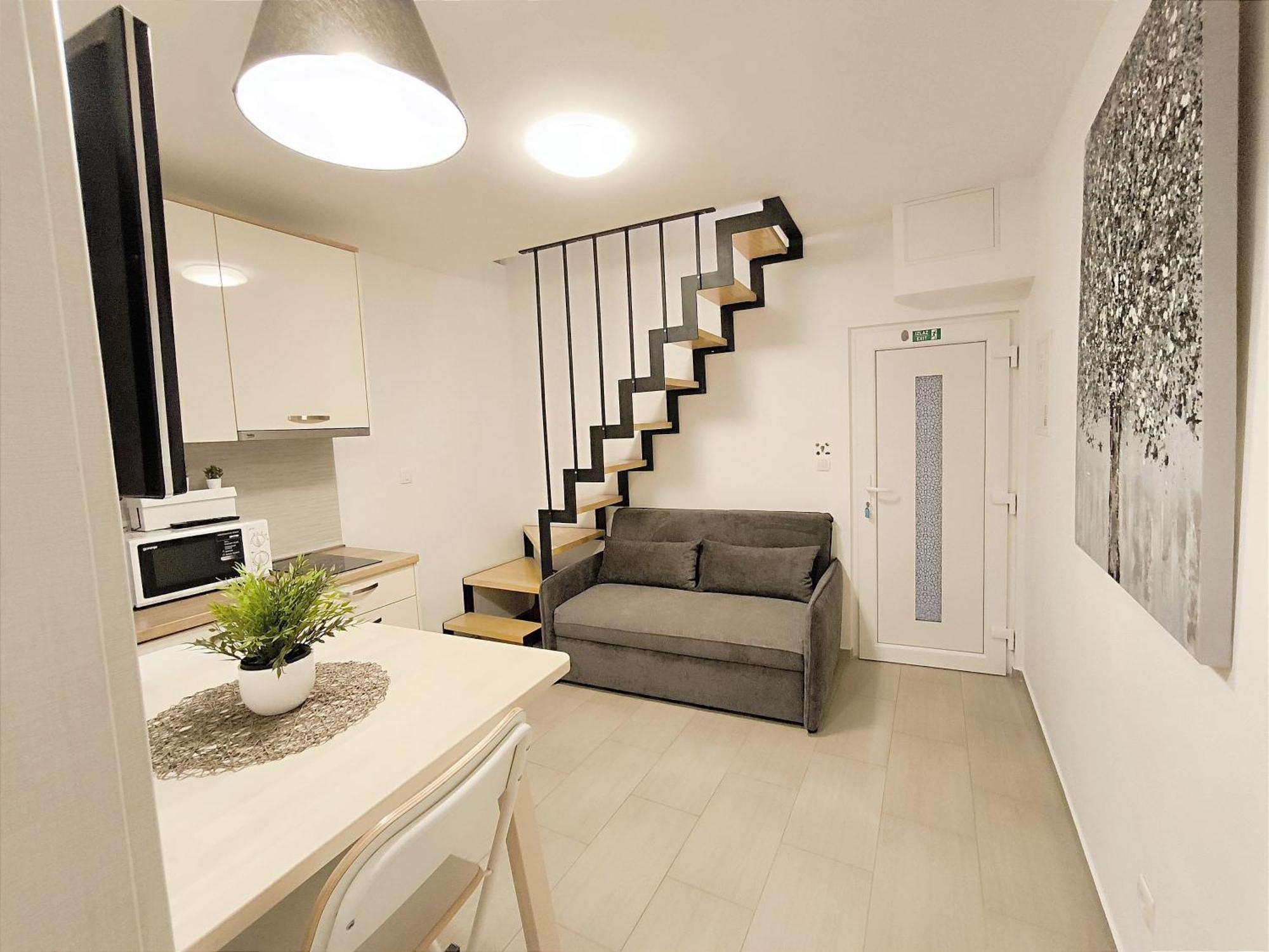 Central Apartment & Room Niko สปลิท ภายนอก รูปภาพ